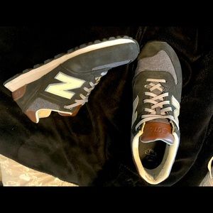 Like new, New Balance 574